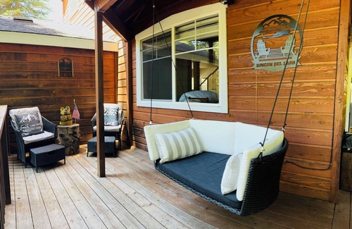 Glencoe Casa | Priv.Lake Acc,AC,Generator,HotTub,Outdoor kitchen,Dining table w gas Fire Pit!