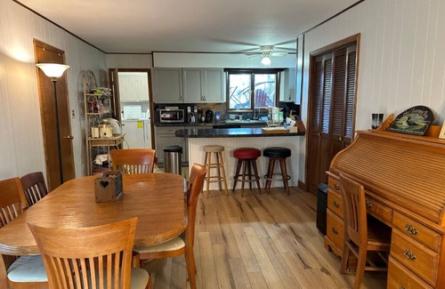 Paupack Casa | Private LakeFront ranch on Lake Wallenpaupack, PA. Secluded. Sunset view!