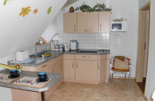 Sangerhausen Apartamento | Habitación Doble 1 - Habitaciones Privadas Kölzow