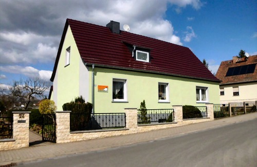 Sangerhausen Apartamento | Habitación Doble 1 - Habitaciones Privadas Kölzow