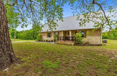 Ardmore Casa | Private Large Family Retreat Near Lake Murray OK