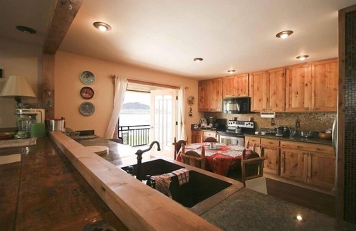 Westcliffe Cabina | Logia privada -CO Mtn del lago, piscina, jacuzzi, -Affordable reencuentro de la familia y de los Grupos