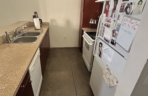 Downtown Los Angeles Apartamento | Private Loft in DTLA gym/pool