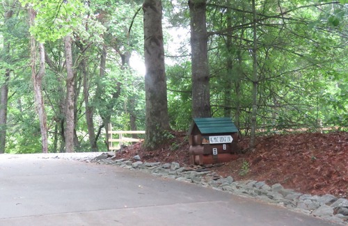 Fletcher Cabina | Private log cabin on 3.5 acres
