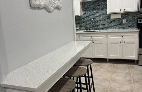 Savannah Casa | Private Lower Level of Home - Located Between Savannah Historic District & Tybee