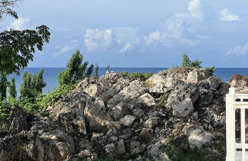 Orange Bay Casa | Casa nueva y privada de lujo frente al mar / casa frente al mar en Negril, Jamaica
