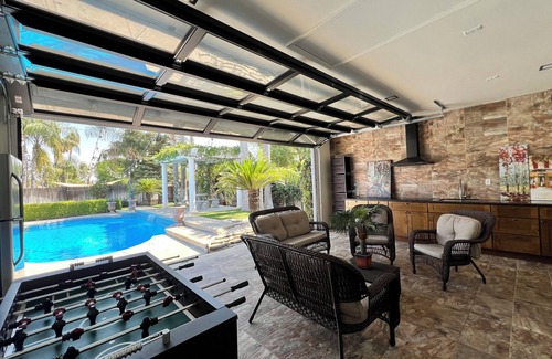 Pumpkin Center Casa | Private Master Suite, Bath & Pool House!