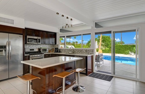 Cathedral City Cove Casa | Private Mid-Century Gem With Sweeping Views of Palm Springs!