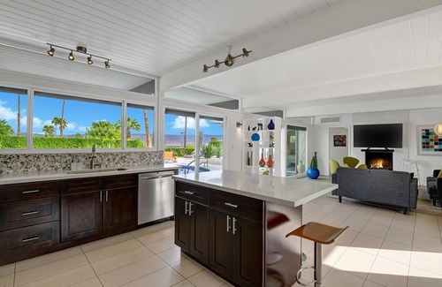 Cathedral City Cove Casa | Private Mid-Century Gem With Sweeping Views of Palm Springs!