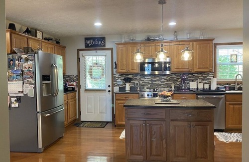 Elk Creek Casa | Private Mountain Lake Retreat-wheelchair accessible