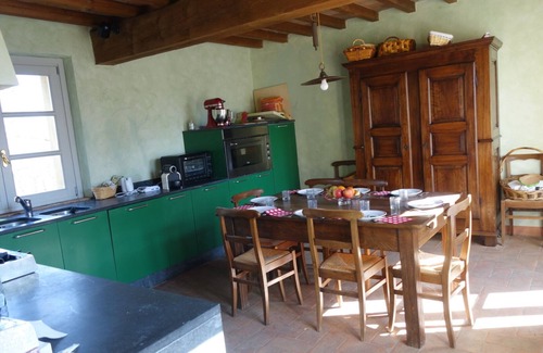 Borgonovo Val Tidone Cabaña | Private Nature Escape on 3 Hectares of Serenity