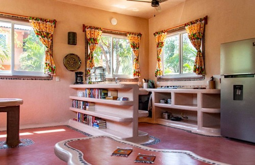 Ixtapa - Zihuatanejo Casa | Private new CASITA, A/C, pool, beach access, private patio & nearby restaurants.
