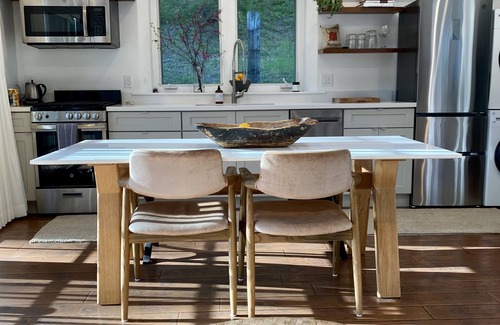 Montecito Casa | Private oak tree bungalow in the heart of Montecito!