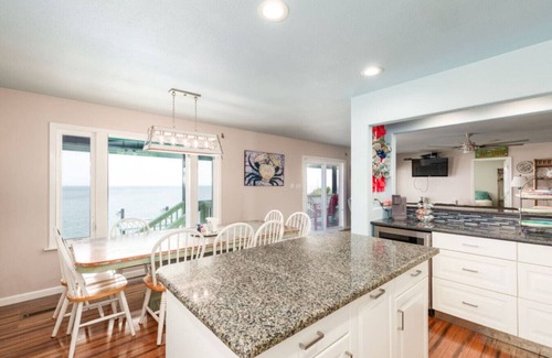 Palm Harbor Casa | Private Oasis at Kokomo - Pool, hot tub, bay fishing, boat slip