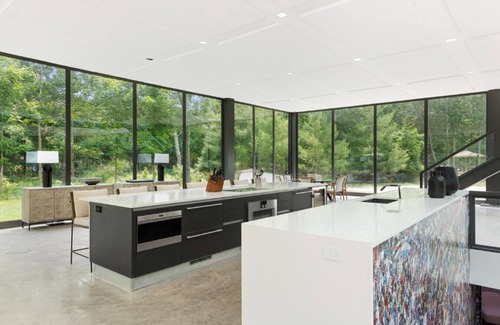 Springs Apartamento | Private Oasis - Glass Villa - East Hampton - Pool