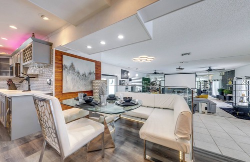 West Park Casa | Private Oasis in West Park Near the Beach!