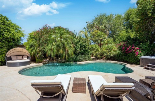 Arabian Views Casa | Private Oasis - Pool, Spa, Firepit, and Pool Table