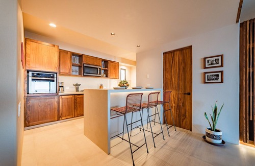 Santa Maria Huatulco Condominio | Private Oceanfront Rooftop Plunge Pool & Beach Access