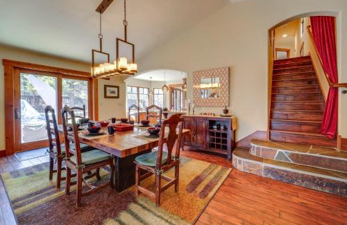 Truckee Casa | Private Patio and Gas Grill Stunning Truckee Home
