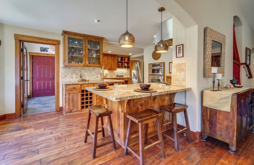 Truckee Casa | Private Patio & Gas Grill: Stunning Truckee Home