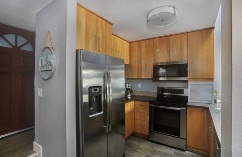 Point Loma Heights Condominio | Private Patio | Near SeaWorld | Resort Amenities