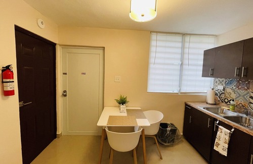 Bucana Apartamento | Bonito apartamento con patio, barbacoa y lavandería. Mascota amigable
