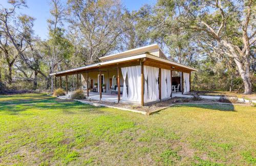 Newberry Casa | Private Patio with View Peaceful Trenton Home