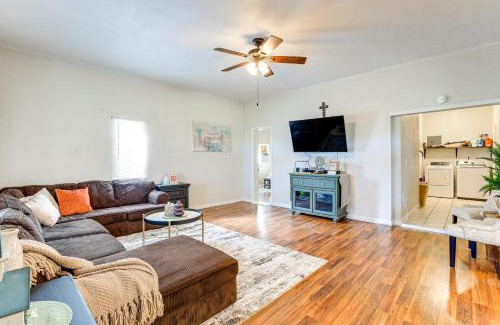 Newberry Casa | Private Patio with View Peaceful Trenton Home