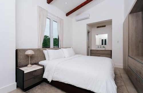 Las Escobas del Venado Apartamento | Private PentHouse H Sea Views Style & Serenity in Blue Venao