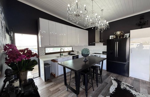 Stellenbosch Central Apartamento | Private Penthouse in the middle of bustling Stellenbosch