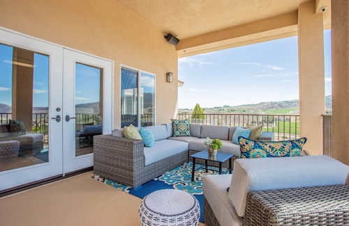 Temecula Casa | Casa de lujo al lado de bodegas con vistas de clase mundial de la región vinícola de Temecula