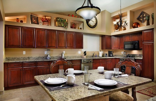 Buenavante Casa | Private Playground: Golf Pool Table and Hot Tub!