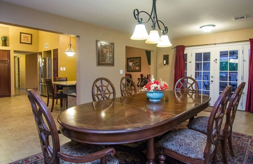 Buenavante Casa | Private Playground: Golf Pool Table and Hot Tub!