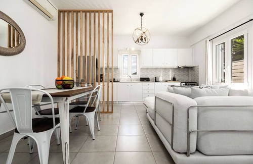 Paros Villa | piscina privada 2. 5 x 4 m, vacaciones y descanso, ideal para familias, cerca de la playa