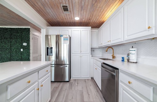 Surf Side Shores Casa | Private Pool 20Steps2Beach Arcade Ping Pong Sleeps18 Barrel Sauna