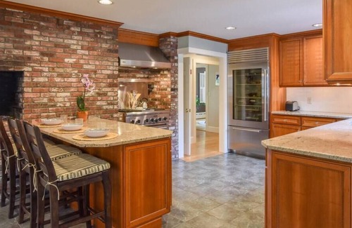 Teaticket Casa | Private Pool A/C Game Room Full Gym!