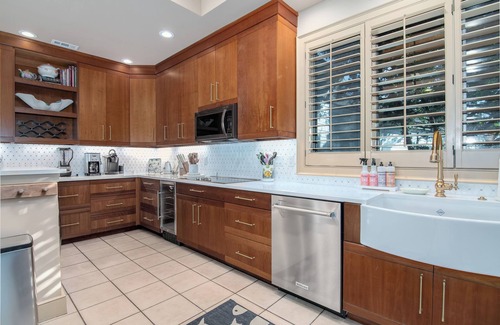 West Beach Casa | Private pool and views of the ocean on West Beach BHI!