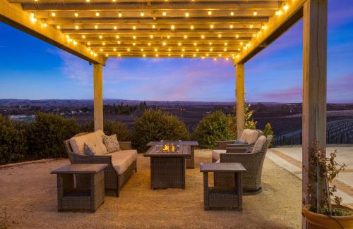 Paso Robles Casa | Private Pool Firepit Wine Room Near Top Paso Wineries Devi Ranch
