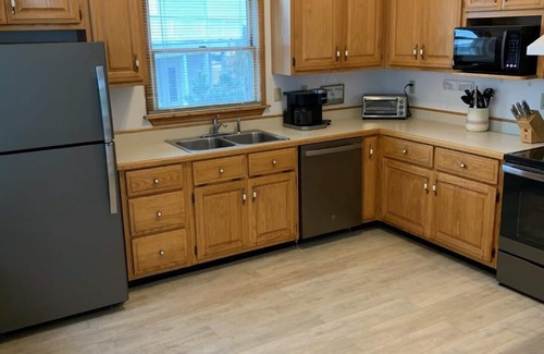 Ocean Hill Casa | Private Pool, Heat Included, Dogs Welcome, Hot Tub, Oceanside, No 4x4 Needed