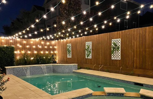 Shady Acres Casa | Private Pool + Hot Tub in Houston Heights - Lovett!