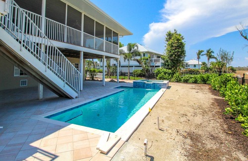 The Dunes Casa | Private Pool & Hot Tub, Sanibel Island, Near Beach, Golfview Home