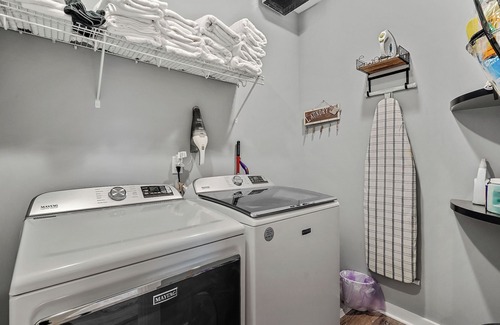 Smithville Casa | Private POOL | Hot Tub | Lake Views | Game Room