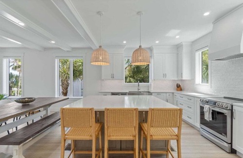 Seashore Village Casa | Private Pool ~ Private Beach ~ 4 King En Suites
