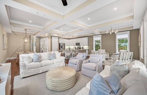 White's Gulfview Casa | Private Pool, Pet Friendly, and Beach Access- Sea-Rest by Royal Destinations