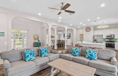 Tang-O-Mar Casa | Private Pool+Pickleball- LSV (Golf Cart)💎Sapphire by the Sea💎