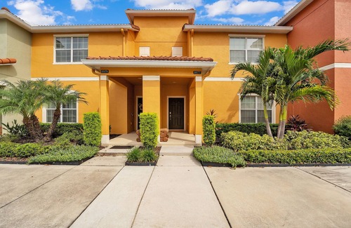 West Kissimmee Casa | Private Pool Resort Amenities Min Disney & WWS
