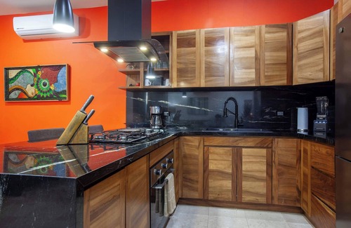 Colina del Sol Casa | Private pool, rooftop and BBQ, Malecón 5 min walk