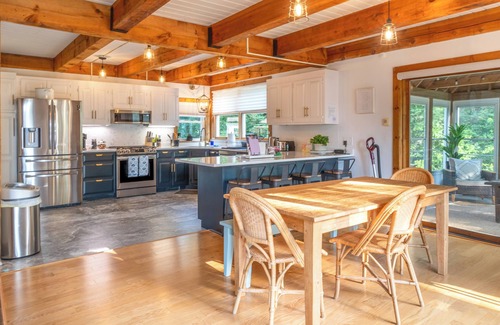 Mashpee Cabaña | Private Pool & Screened Deck: Mashpee Home!