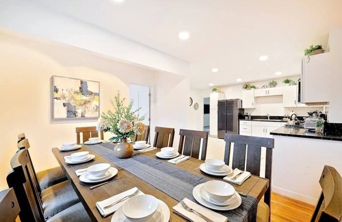 La Playa Casa | Private Pool & Spa/Fenced yard/Pet friendly/Walk to village/Close to beach