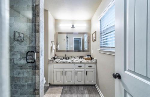 North Richland Hills Casa | Private Pool, Entire House, In the Center of DFW